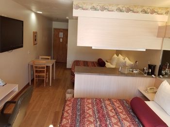 Hotel River Canyon Lodge