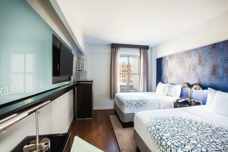 Hotel Lawrence Downtown Dallas