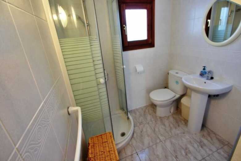 Villa Jane - Holiday Home With Swimming Pool In Teulada