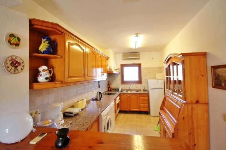 Villa Jane - Holiday Home With Swimming Pool In Teulada