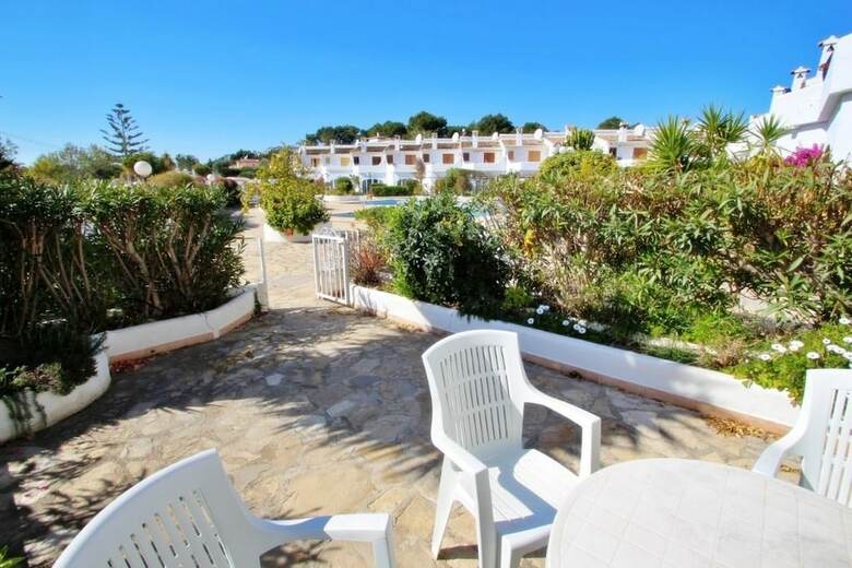 Villa Jane - Holiday Home With Swimming Pool In Teulada