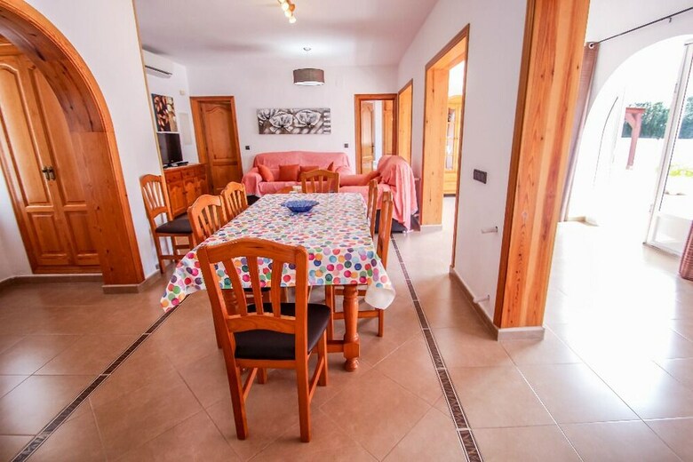 Villa Mercedes - Comfortable Holiday Accommodation In Calpe