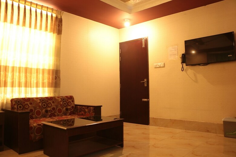 Hotel 78 Firoza Inn