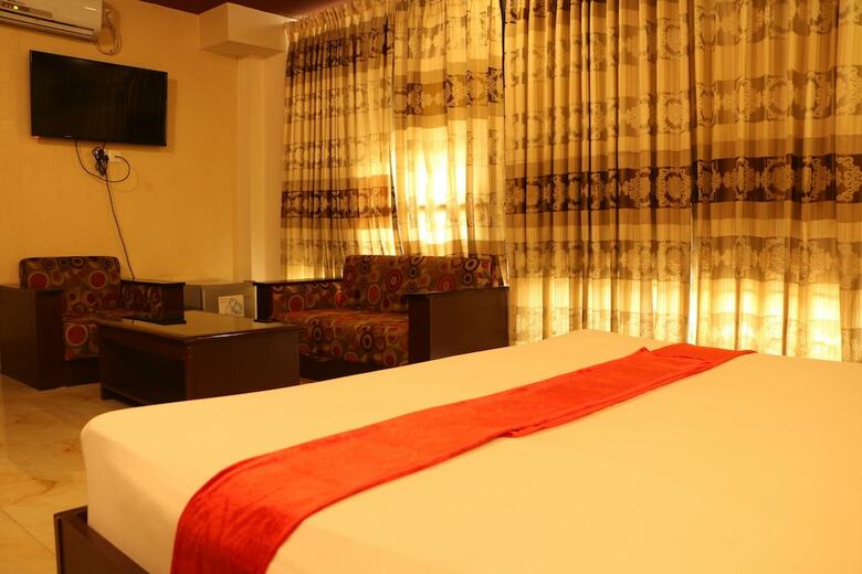 Hotel 78 Firoza Inn