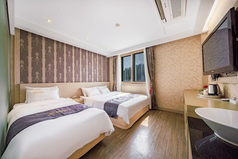 Incheon Prince Tourist Hotel
