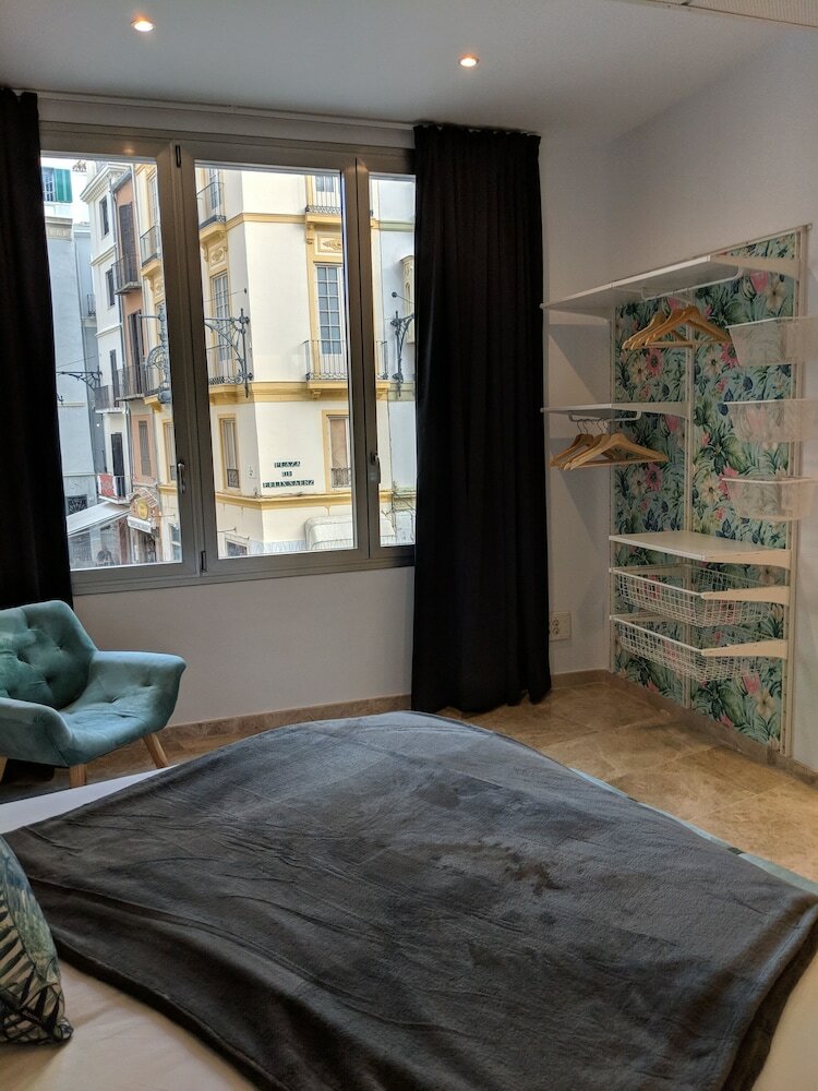 Apartamentos Arc Felix Saenz