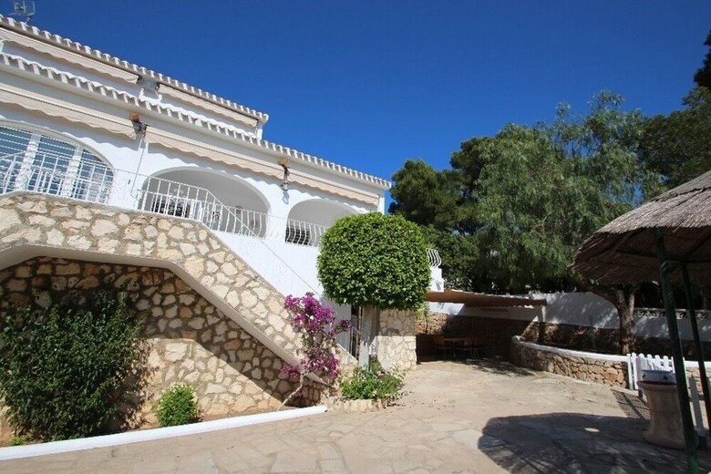 Rosario - Modern, Well-equipped Villa With Private Pool