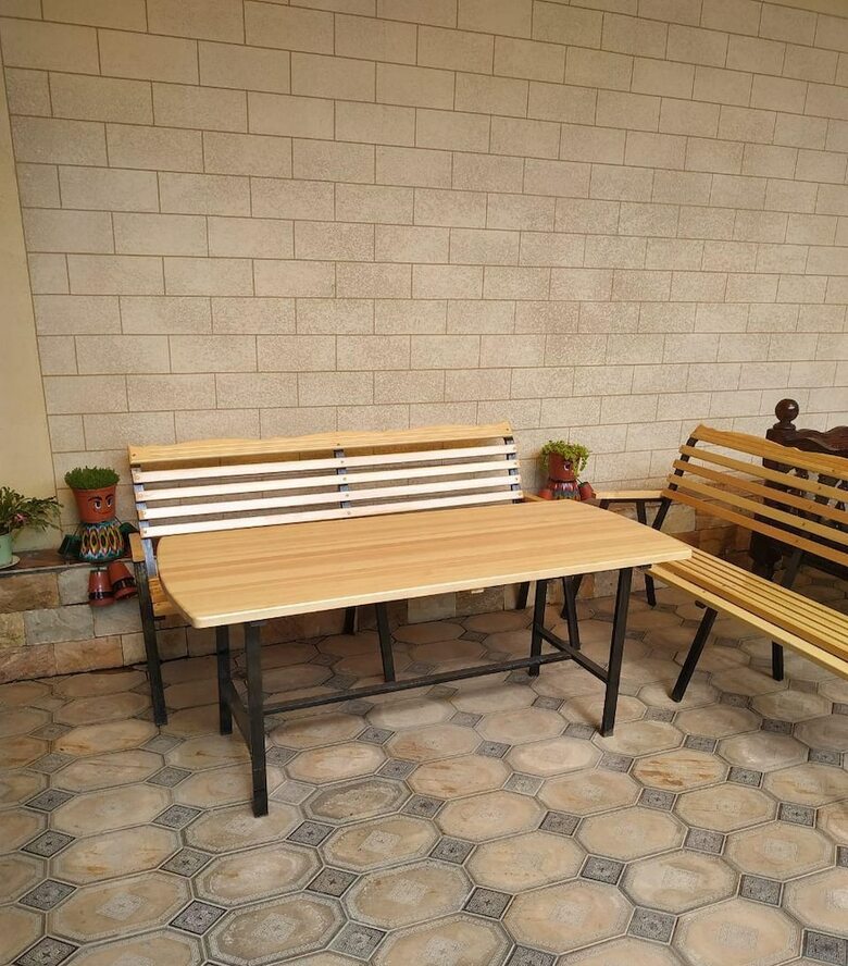 Hostal Hostel House