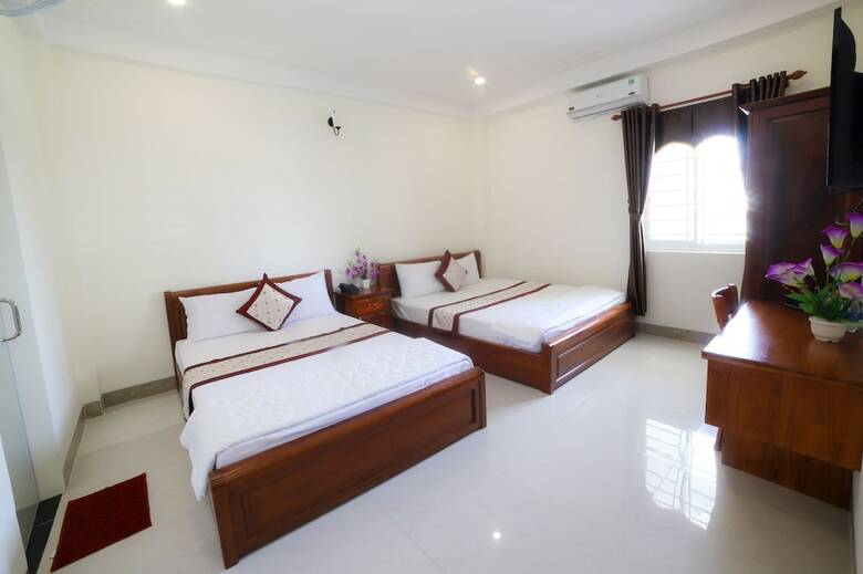 Hotel Khach San Bien Xanh