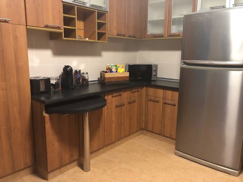 Jj Suites - Your Home On 11