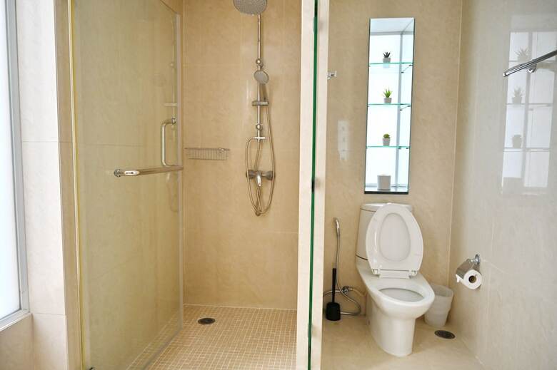Jj Suites - Your Home On 11