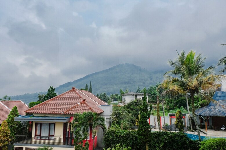 Oyo 803 Toetie Hotel