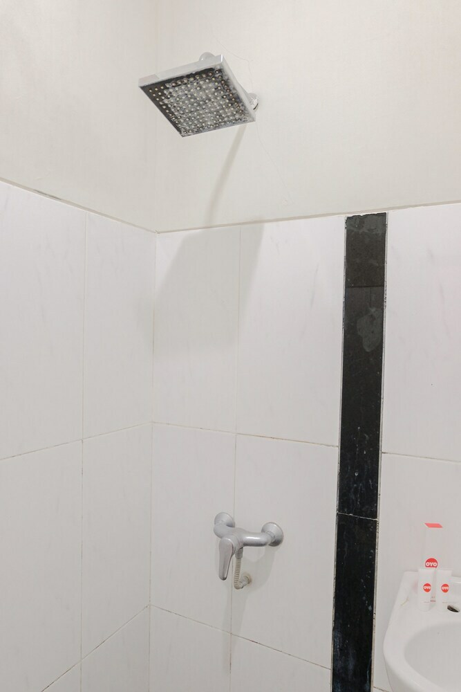 Oyo 803 Toetie Hotel