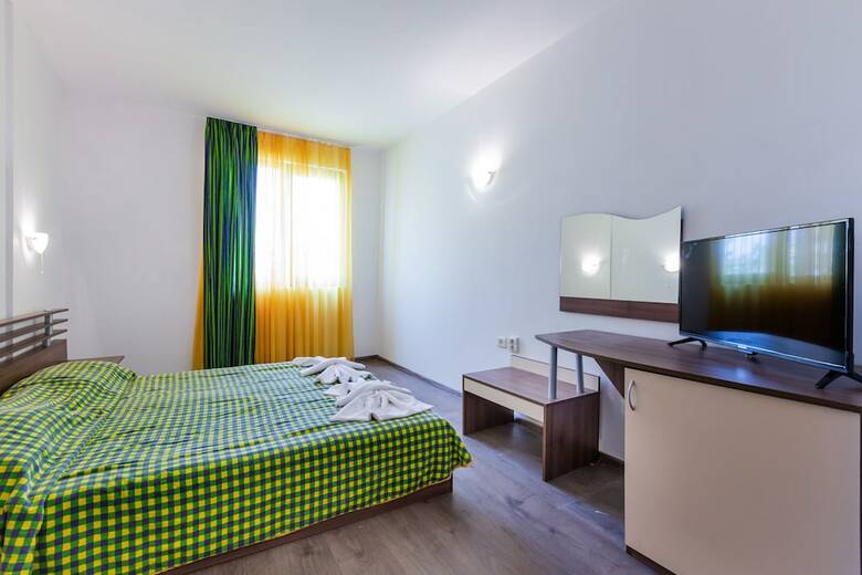 2 Bedroom Apartment In Dafinka Guest House