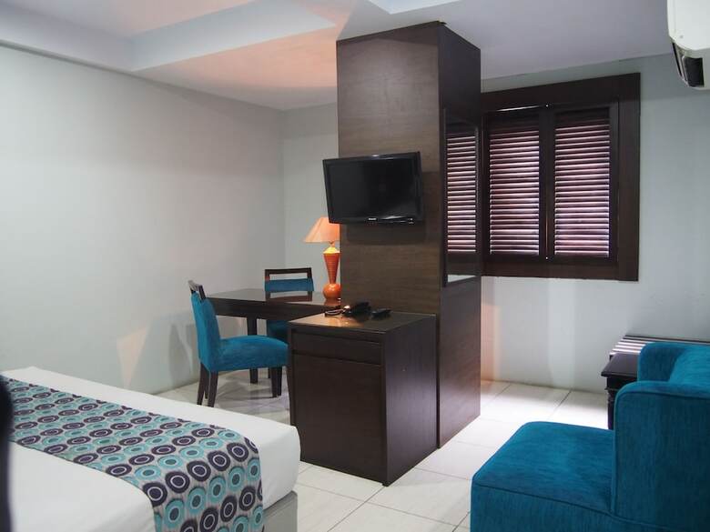 Hotel Alma