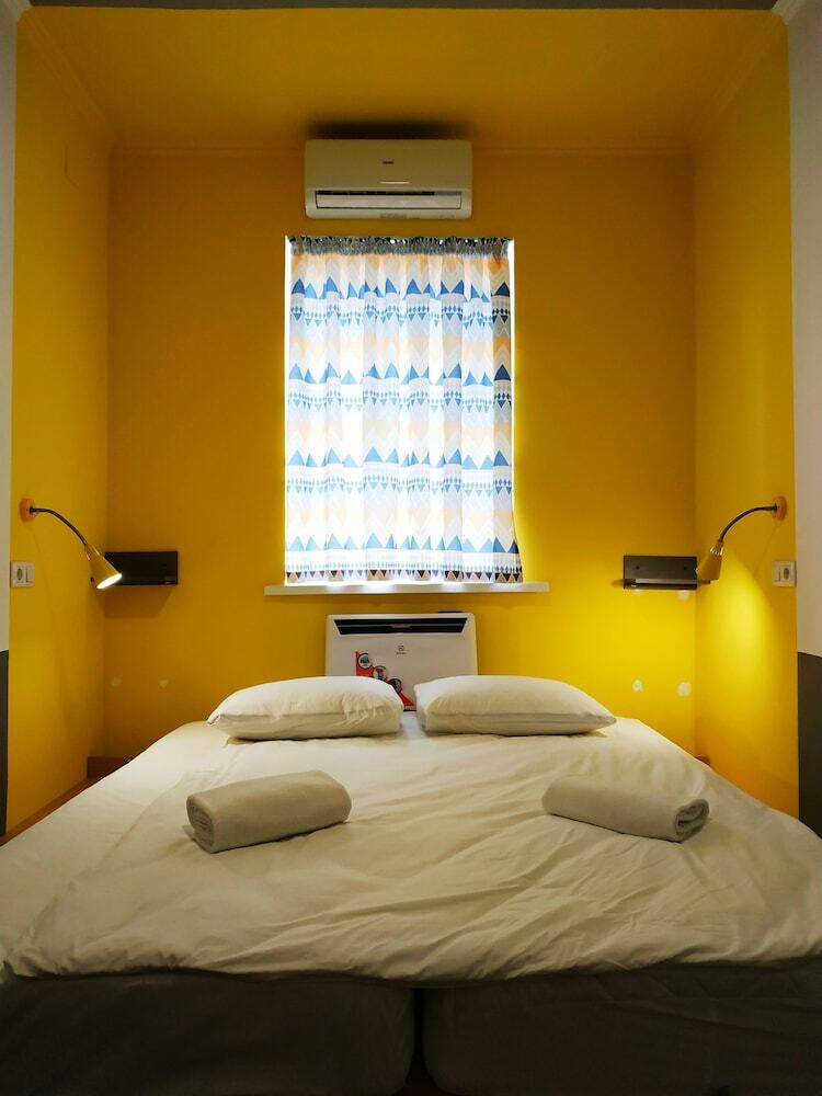 Hostal Freelander Work And Travel Hostel