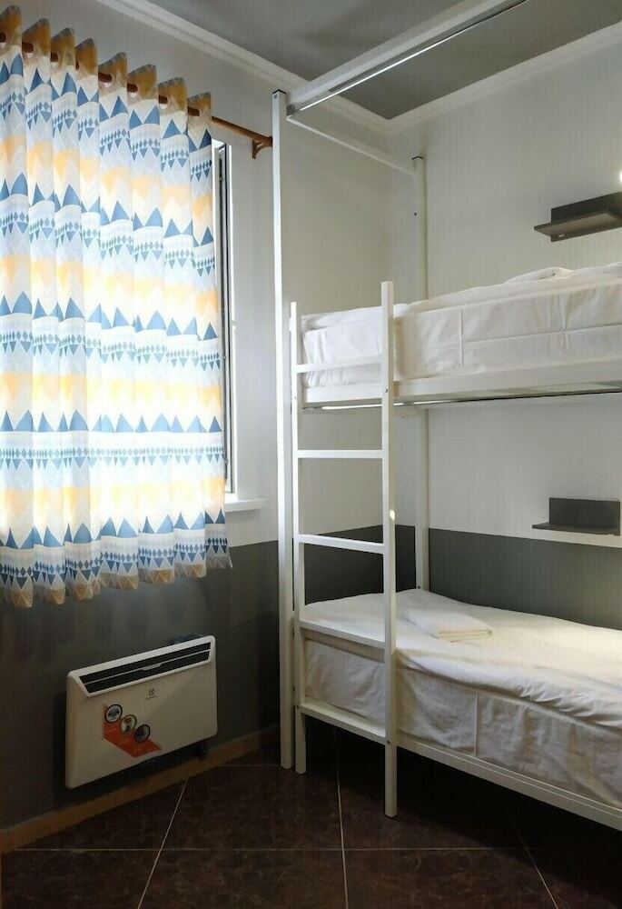 Hostal Freelander Work And Travel Hostel