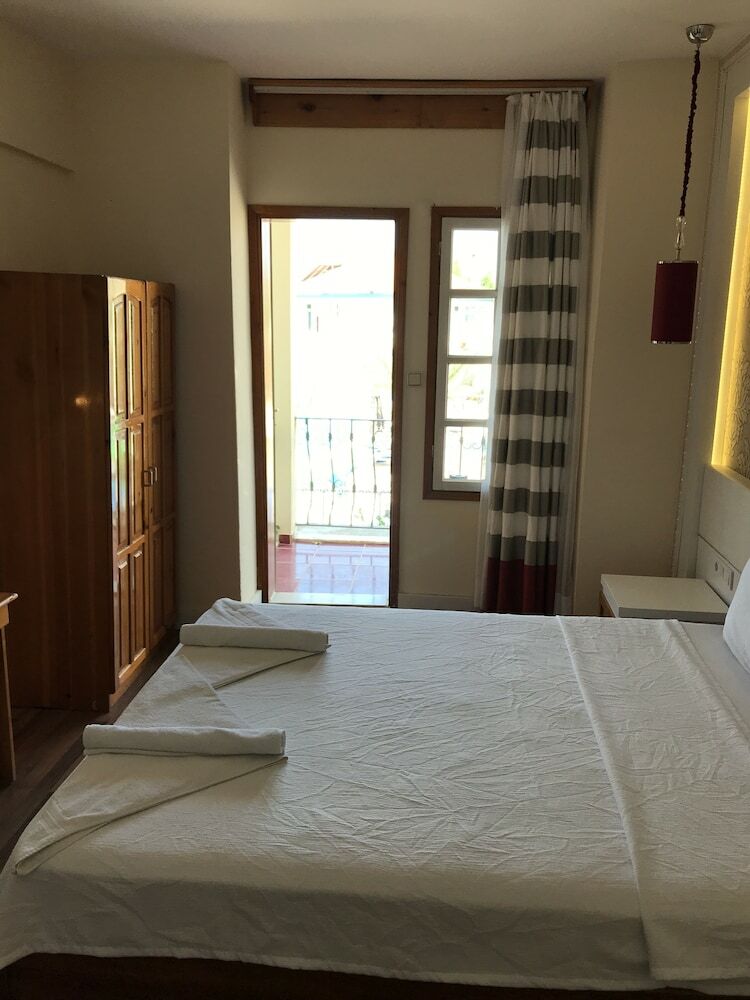 Hisar Aqua Hotel
