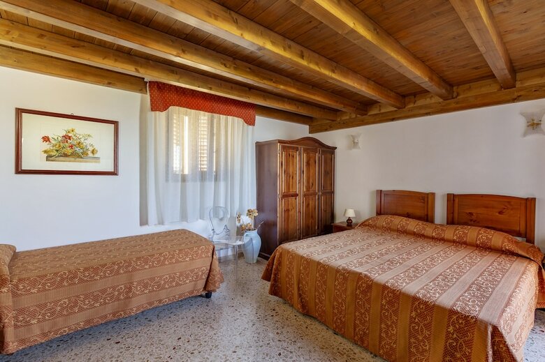 Hotel Camere Di Ulisse