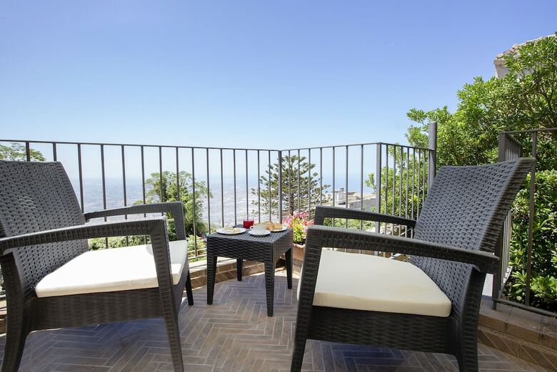 Hotel Camere Di Ulisse