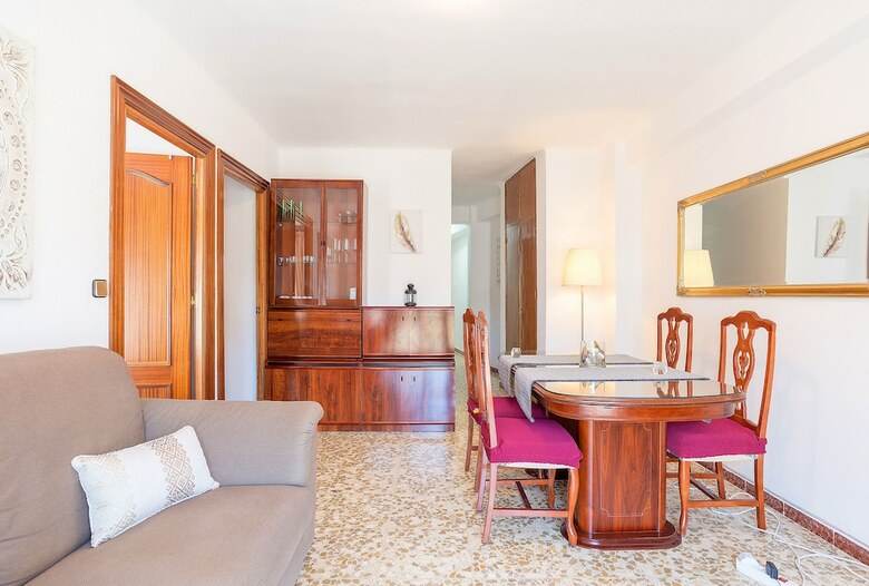 Molinillo Apartment City Center