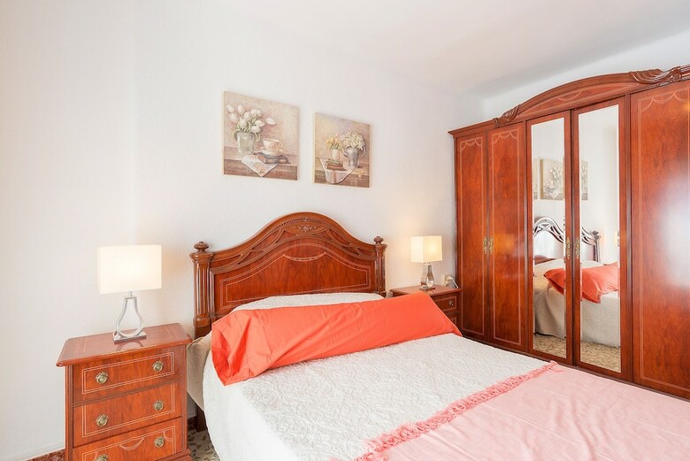 Molinillo Apartment City Center