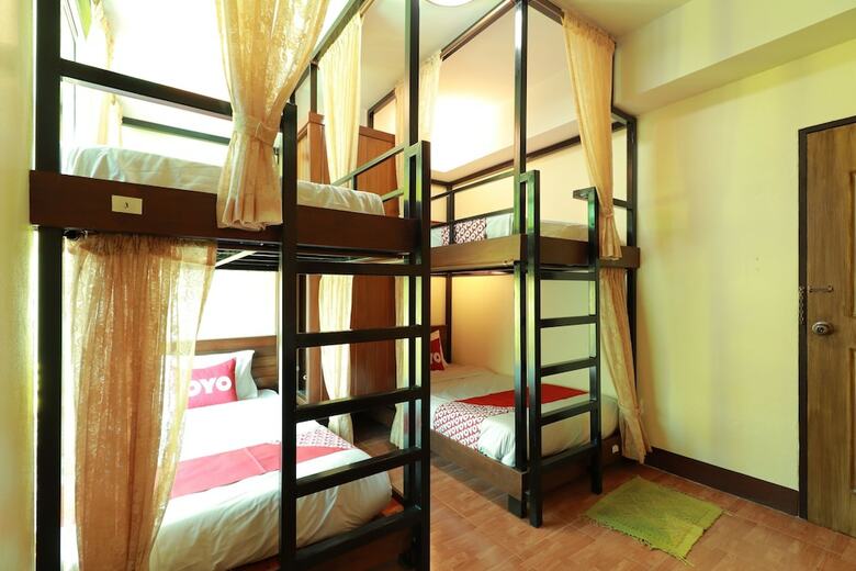 Hotel Oyo 473 Faikham Hostel