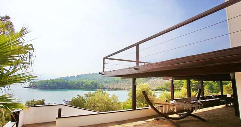 Vhillas Private Luxury Villa Leo