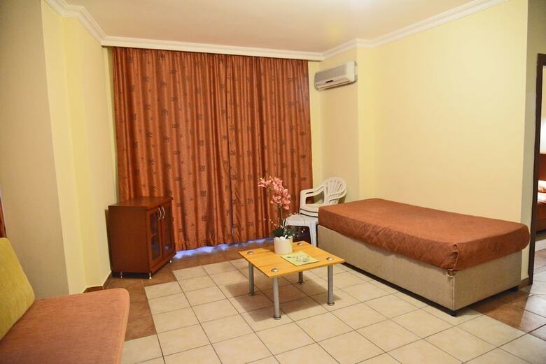 Banana Beach Hotel