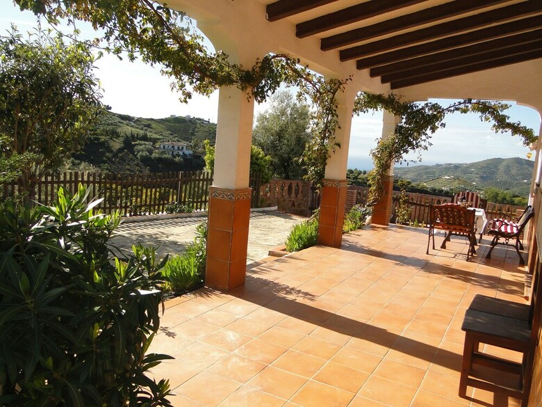 Villa Piedra Blanca
