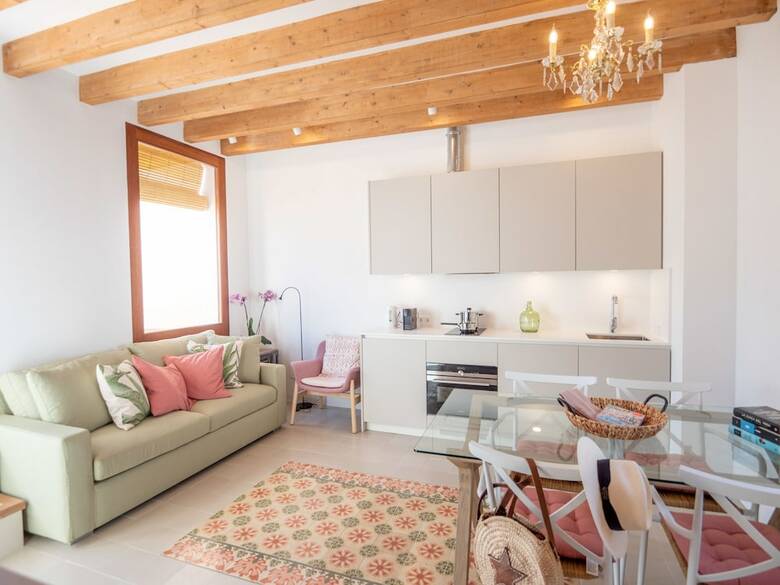 Es Palauet 2 Suites Apartment