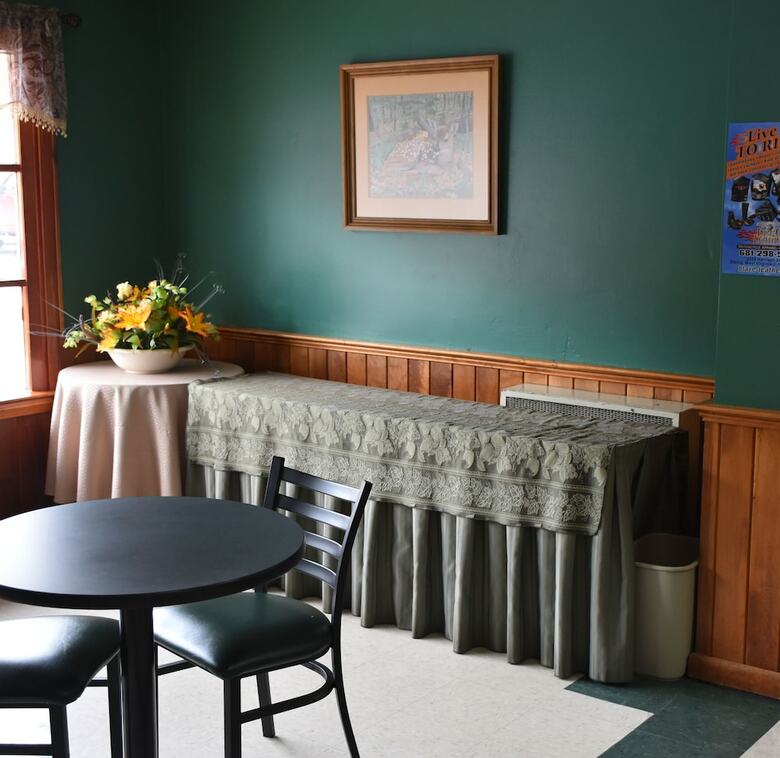 Posada Elkins Economy Inn