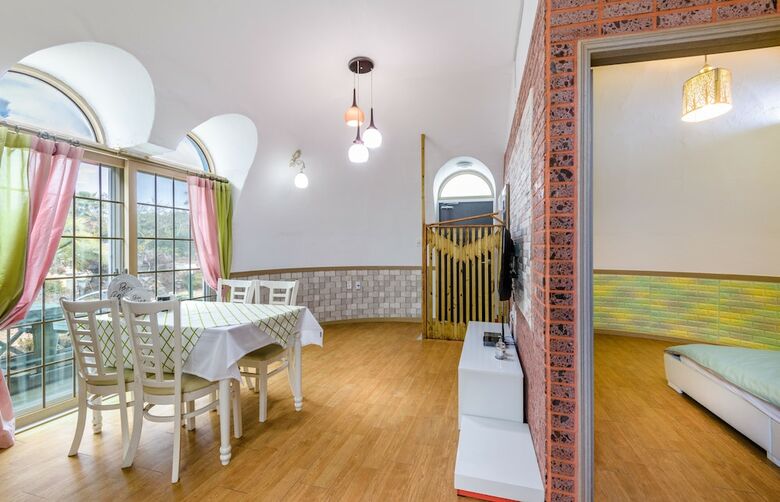 Domgrami Pension