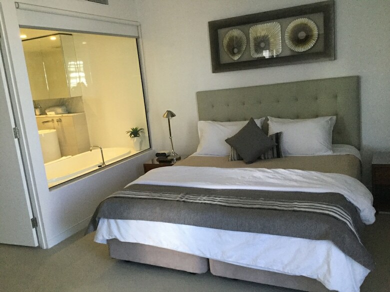 Large Apartment At Oracle Resort