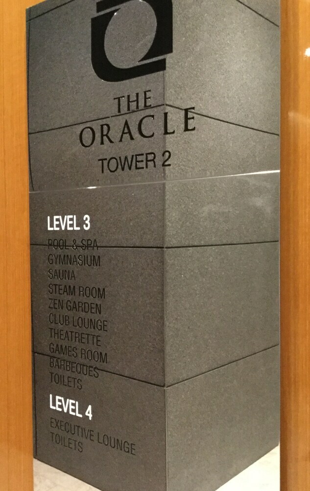 Large Apartment At Oracle Resort