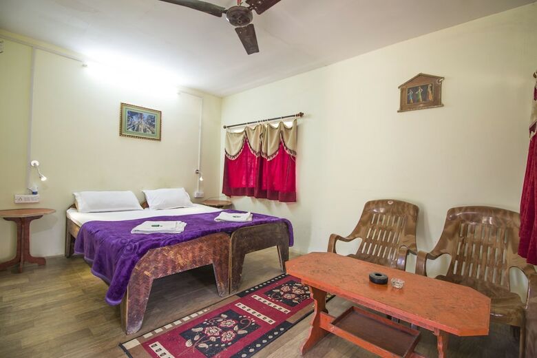 Hotel Tribal Wood Resort