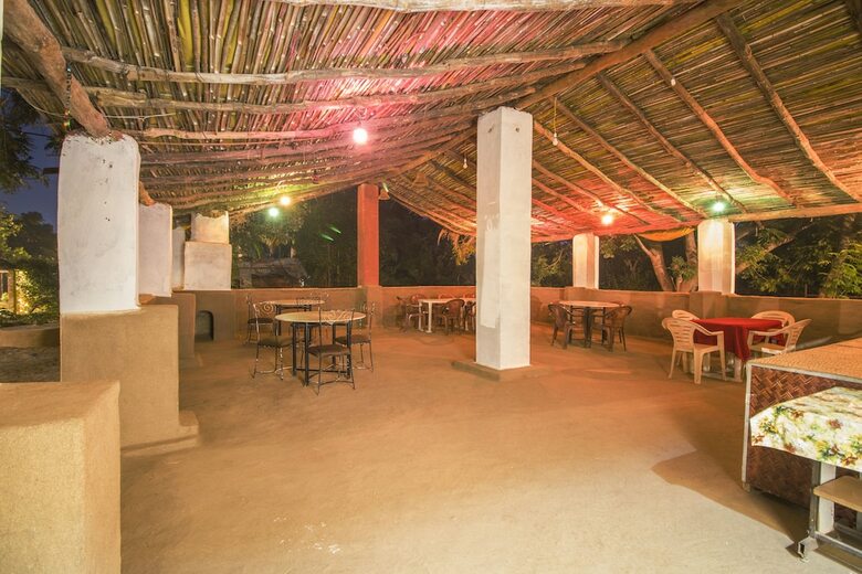 Hotel Tribal Wood Resort