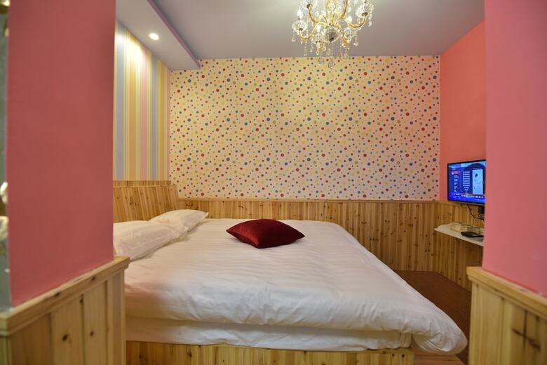 Hotel Mew Garden Inn