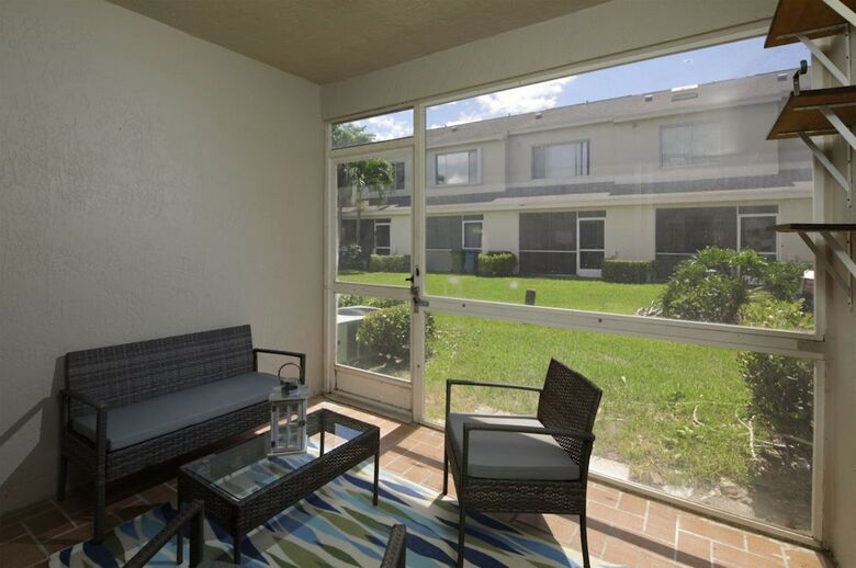 Weston Townhome 13