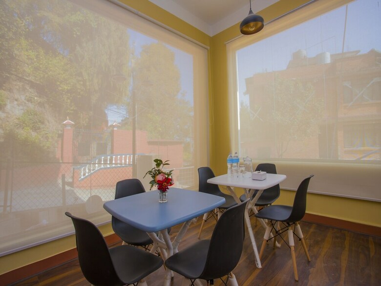 Hotel Oyo 295 Asha Lodges