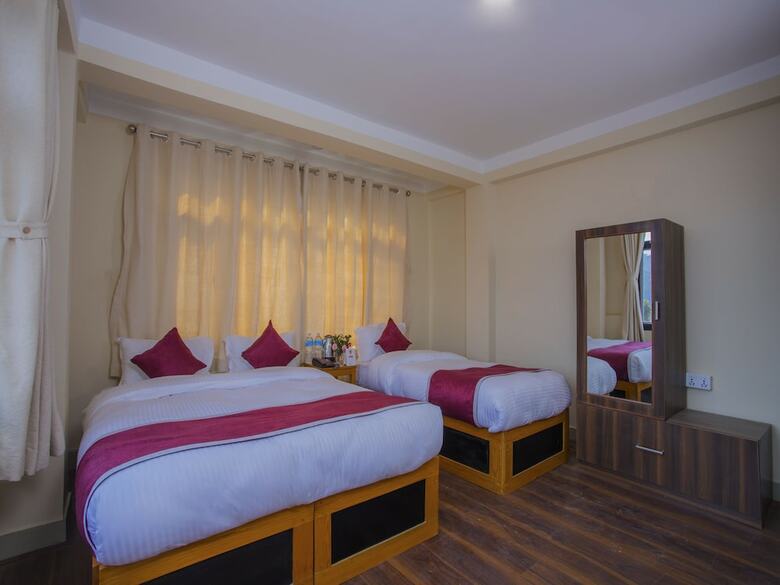 Hotel Oyo 295 Asha Lodges