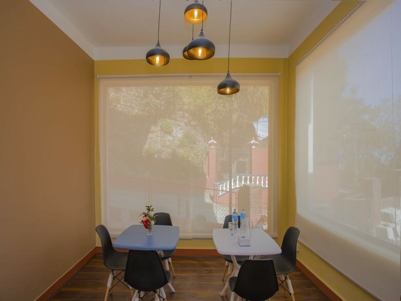 Hotel Oyo 295 Asha Lodges