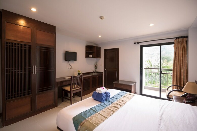 Hotel Khaolak Golden Place