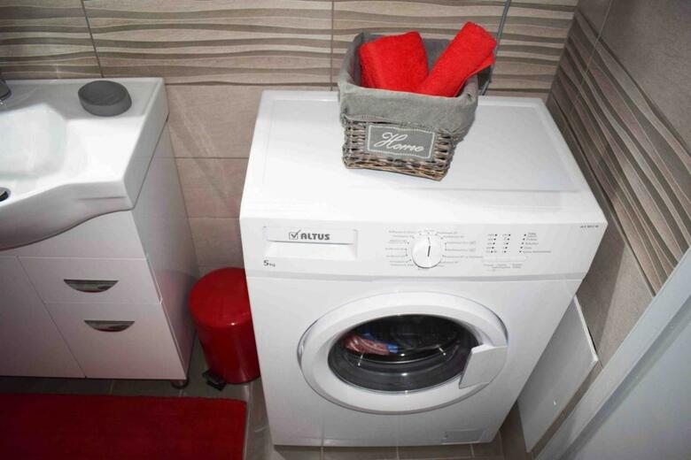 Apartamentos Angela House