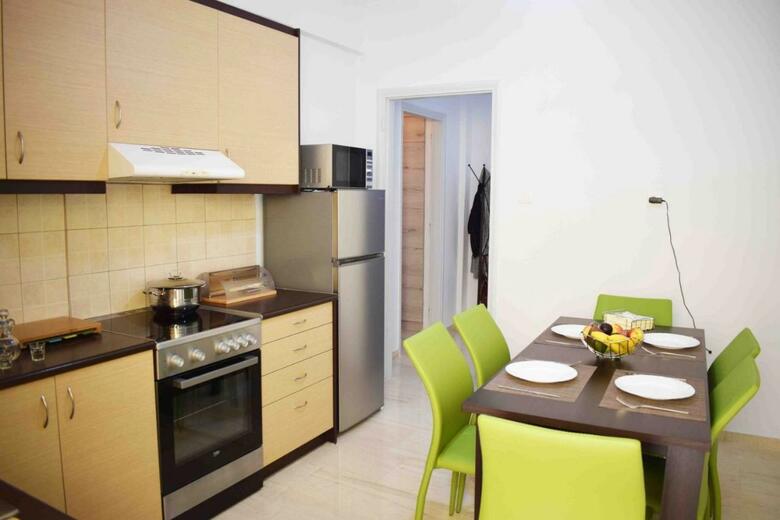 Apartamentos Angela House