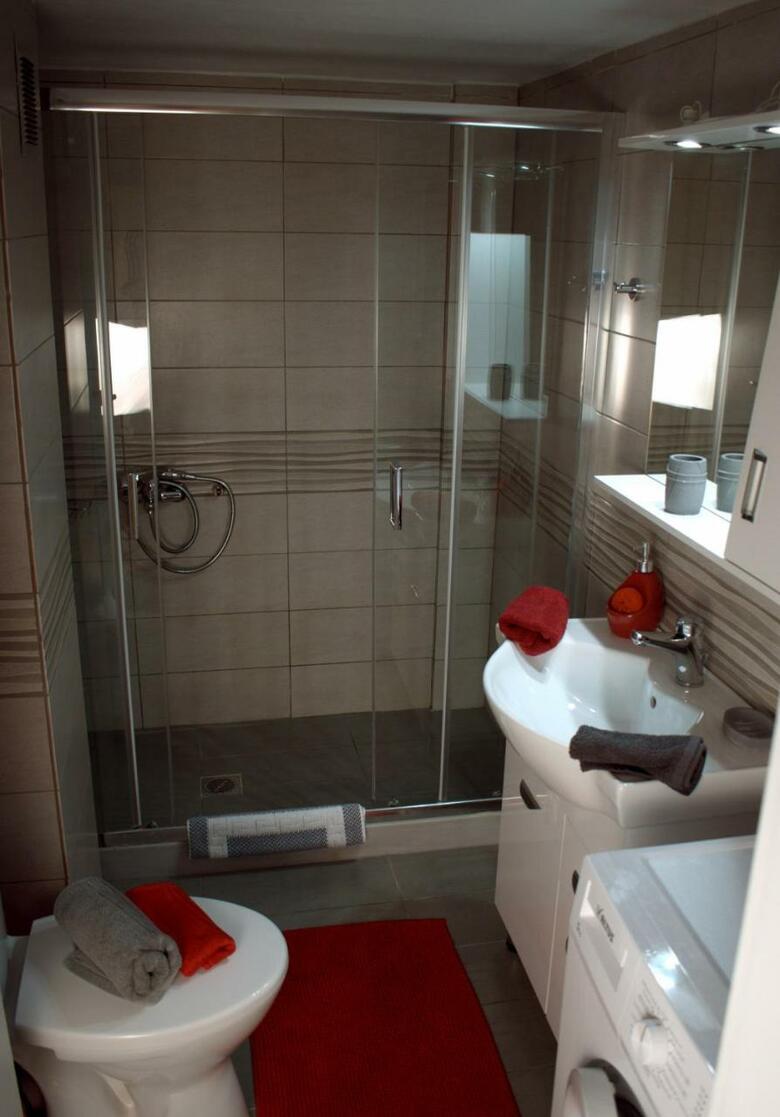 Apartamentos Angela House