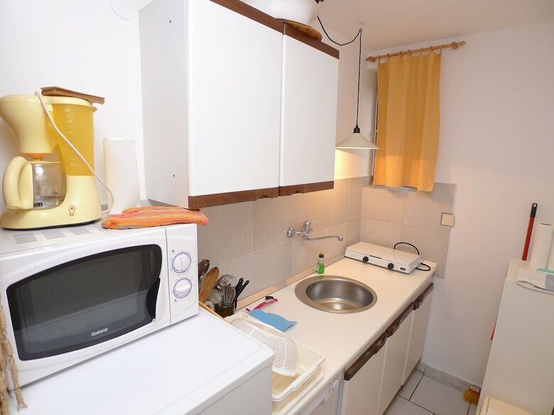 Apartment For 5 Persons With Two Bedrooms And Internet