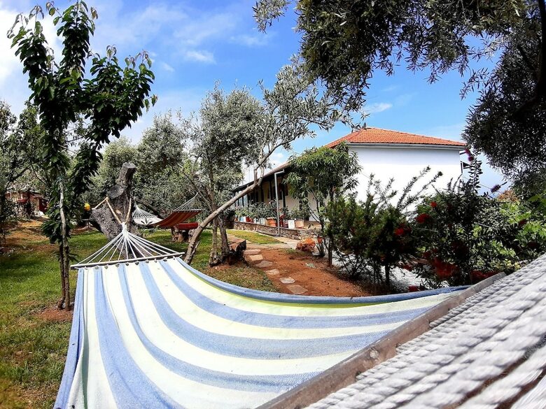 Katerina Fotopoulos Homes & Apartments