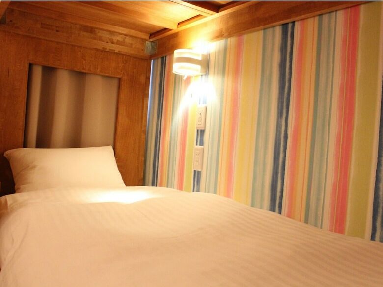 Hostal Hostel & Powder Room Crane - Caters To Women