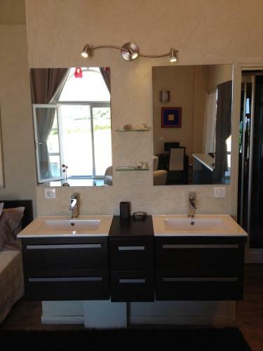 Bed & Breakfast Ch�teau De Valloubi�re